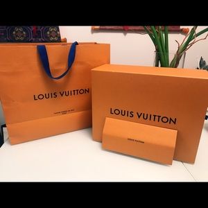 Louis Vuitton shopping bag